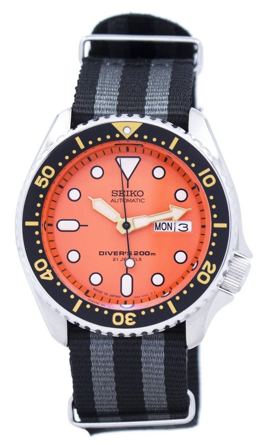 Seiko Automatic Diver's 200M NATO Strap SKX011J1-var-NATO1 herrklocka